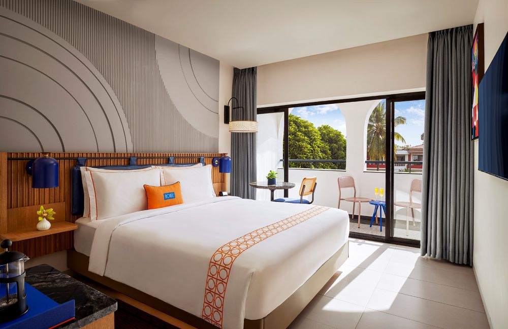 Cozy room with private balcony