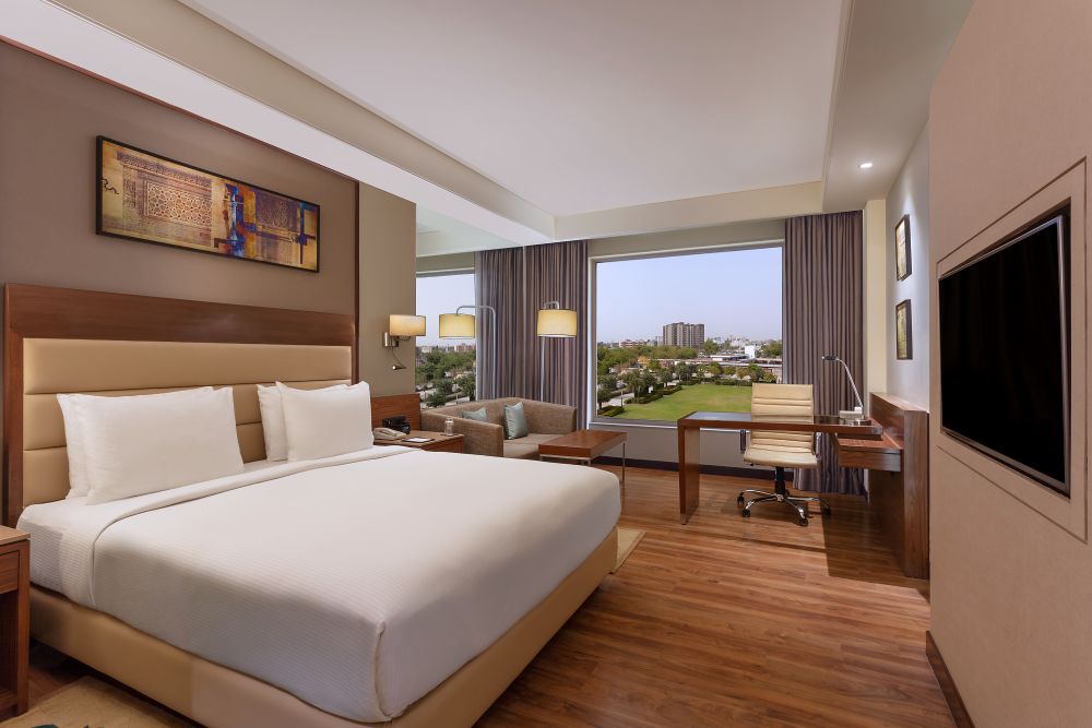 Grand lobby of DoubleTree by Hilton Agra
